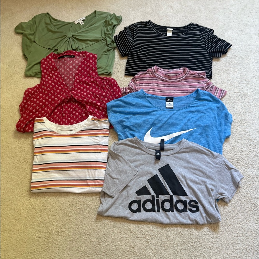 7 Juniors Summer tops. Banana Republic, Hollister, H&M, Adidas, Nike. Medium EUC